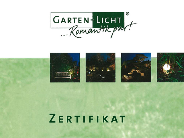 Zertifikat-Gärten akzentuiert beleuchten